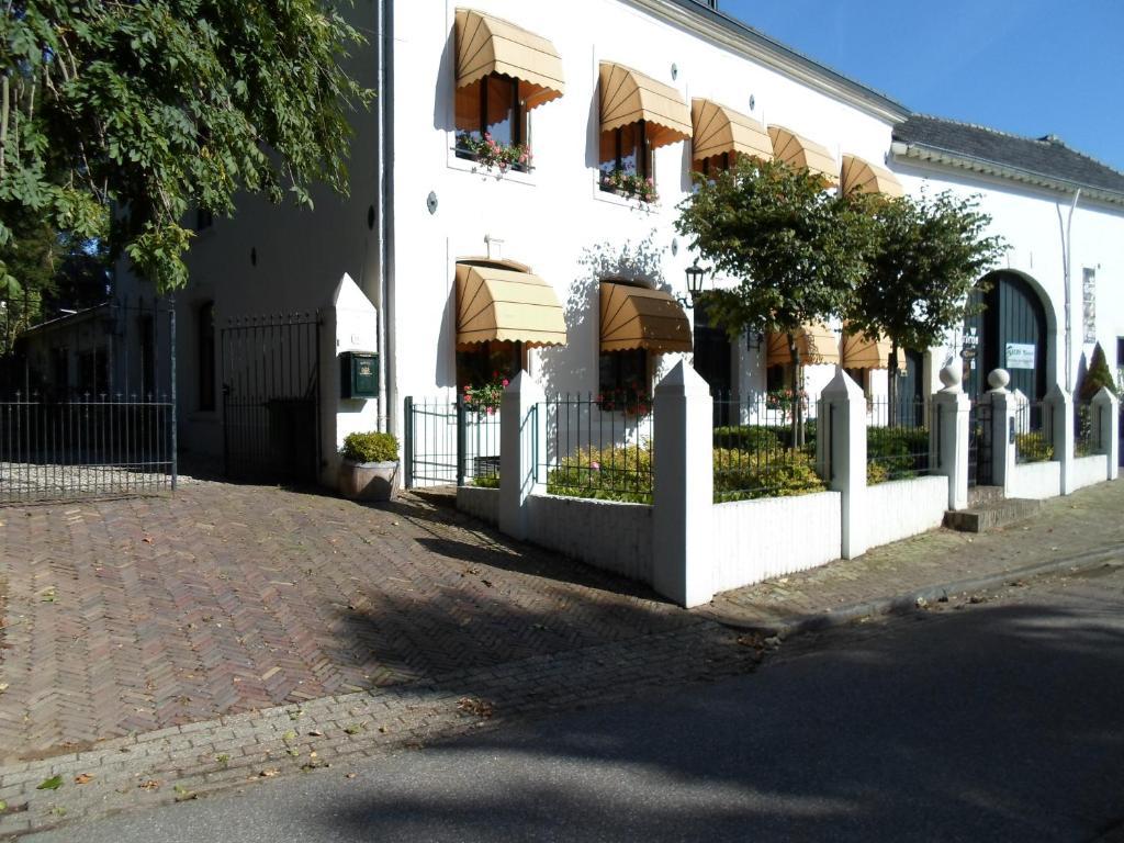 Ricos Vakantiewoning Villa Valkenburg aan de Geul Rum bild